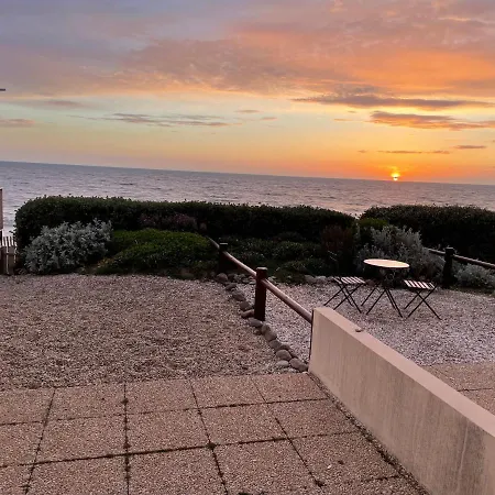 Superbe Acces Et Proche De