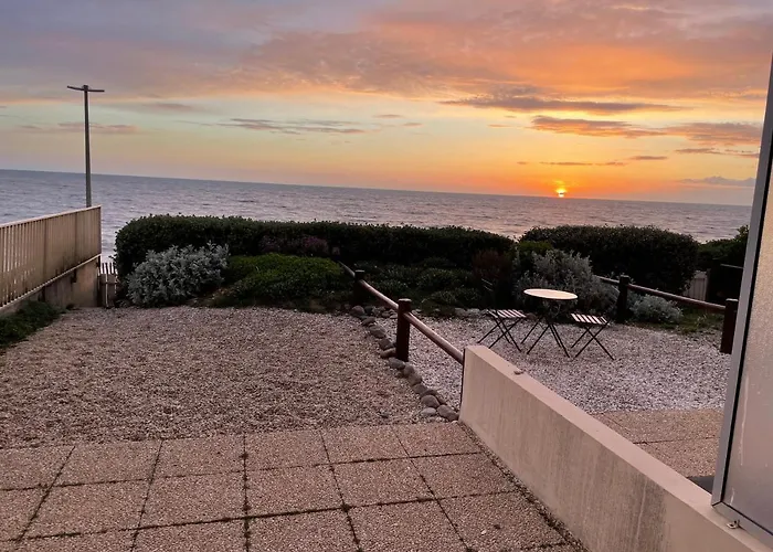 Superbe Acces Et Proche De